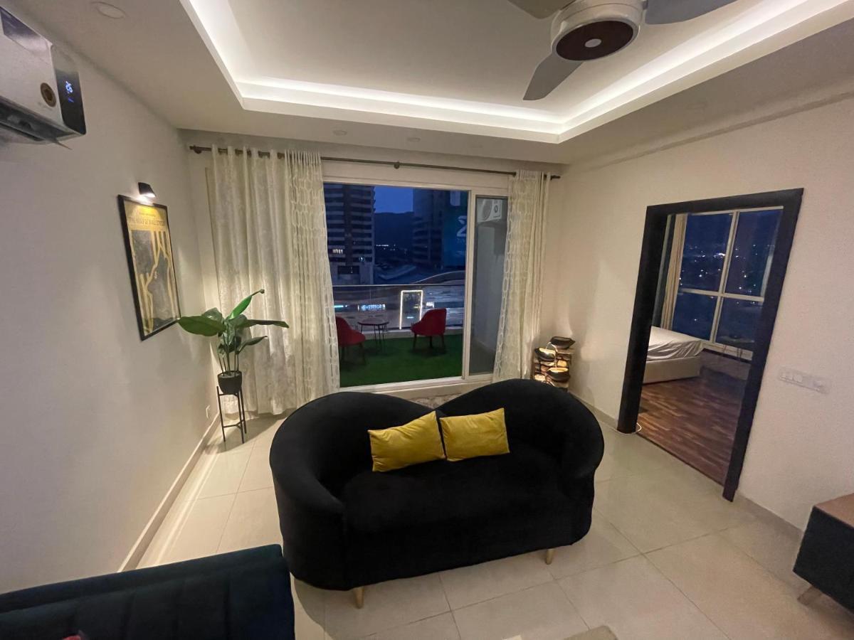 High Rise Presidential Suite In Elysium Opp Centaurus اسلام اباد المظهر الخارجي الصورة
