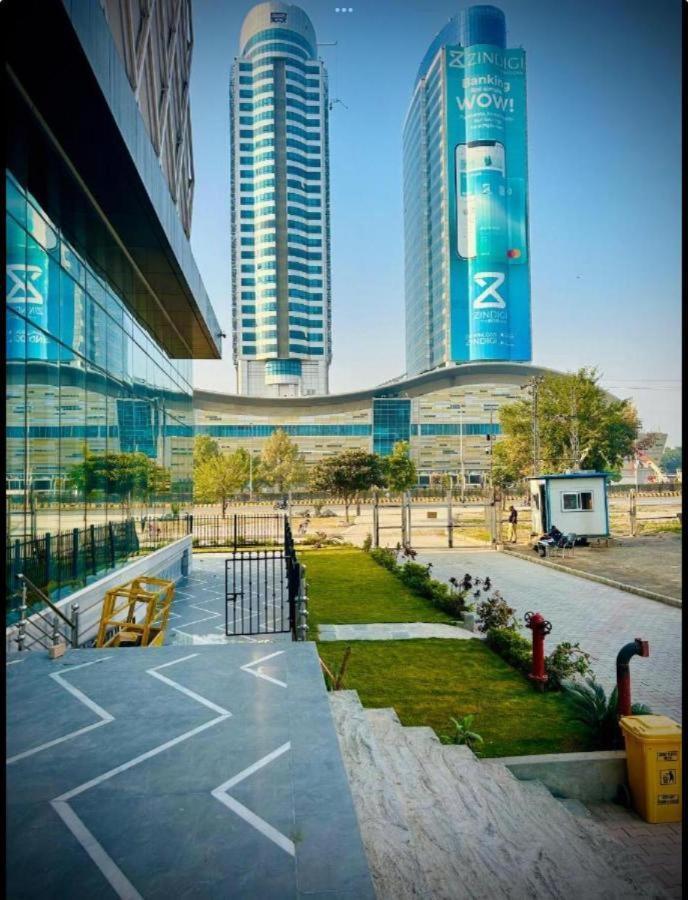 High Rise Presidential Suite In Elysium Opp Centaurus اسلام اباد المظهر الخارجي الصورة